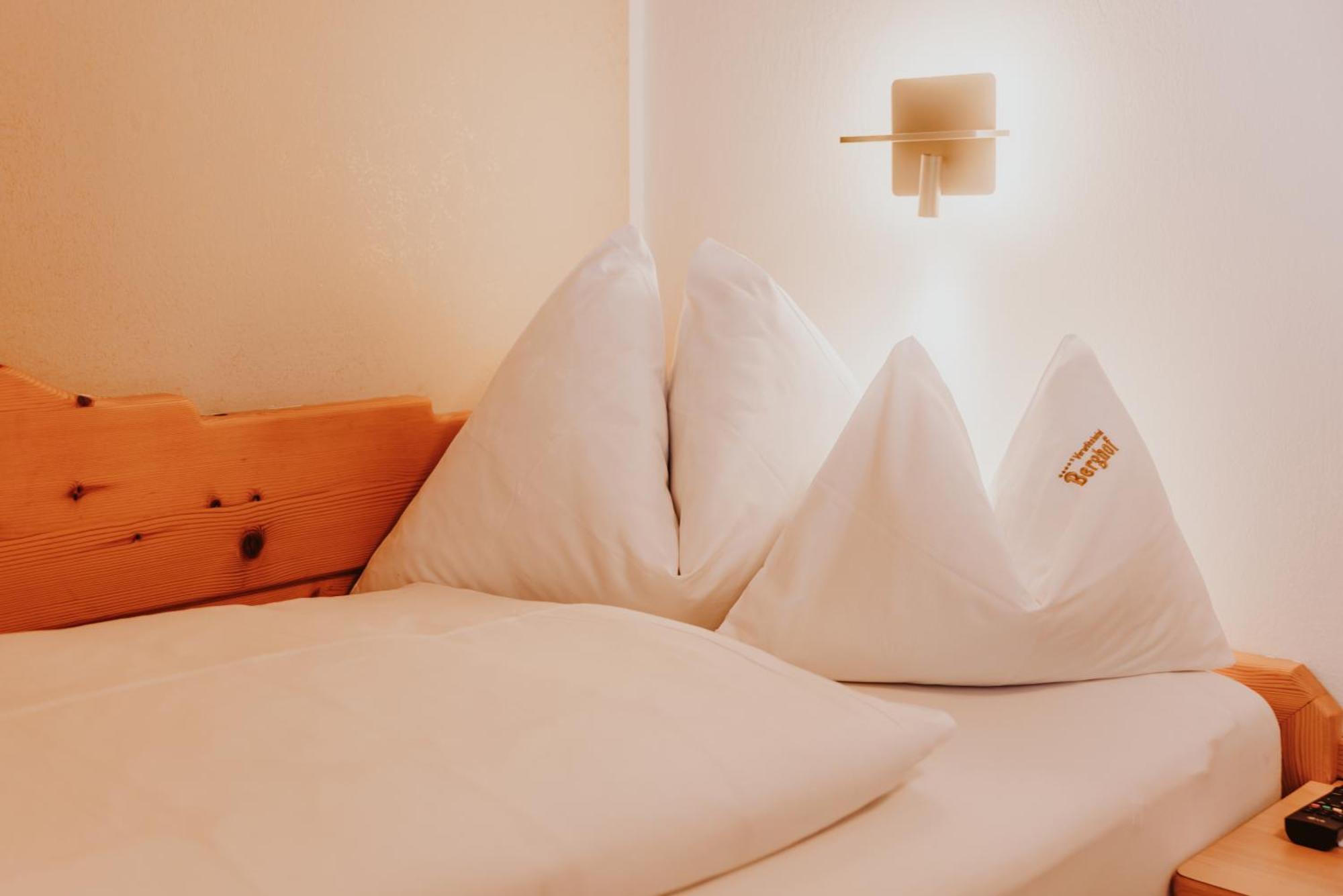 סנט יוהן אים פונגאו Hotel Berghof - St Johann In Salzburg מראה חיצוני תמונה