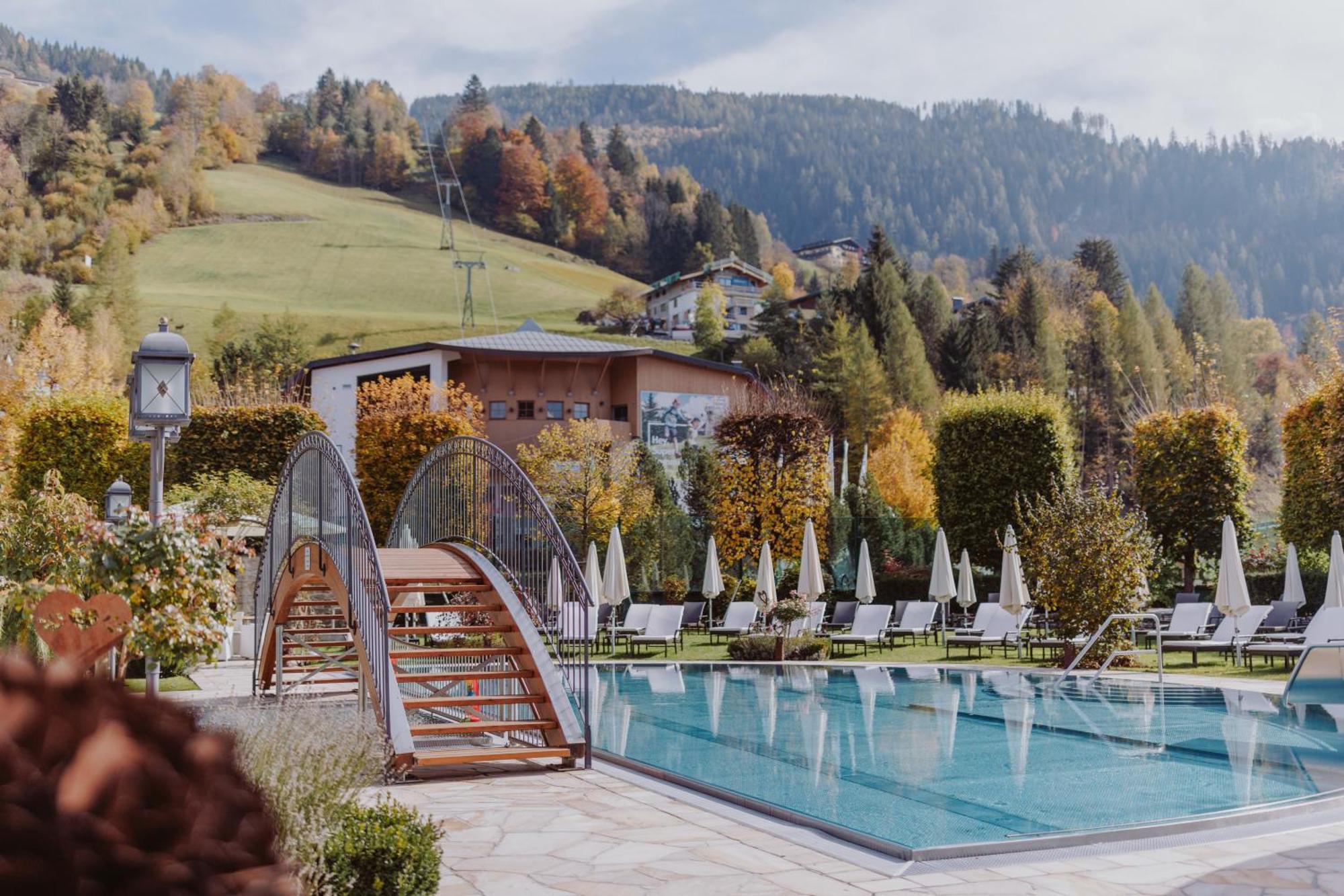 סנט יוהן אים פונגאו Hotel Berghof - St Johann In Salzburg מראה חיצוני תמונה