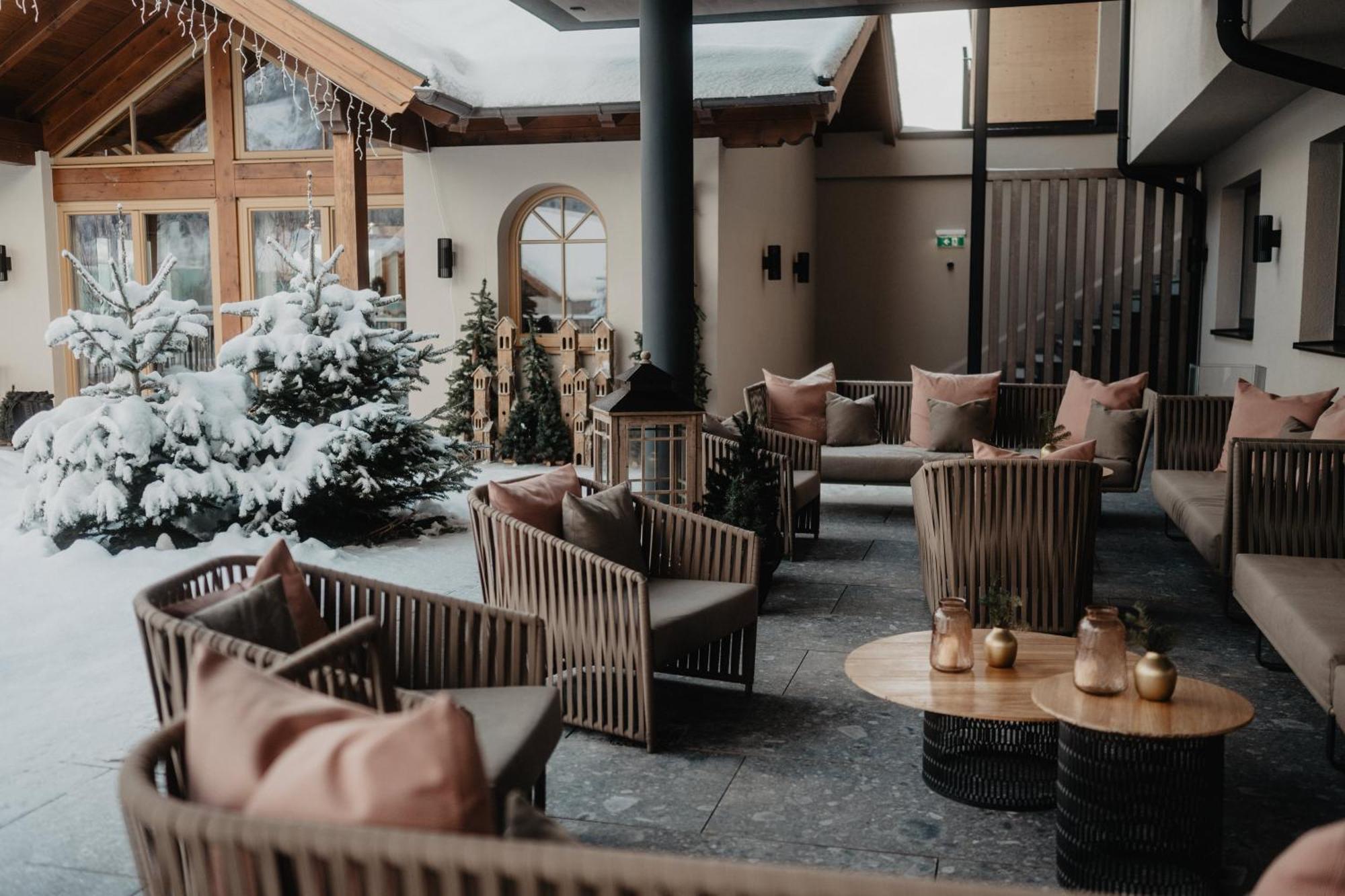 סנט יוהן אים פונגאו Hotel Berghof - St Johann In Salzburg מראה חיצוני תמונה