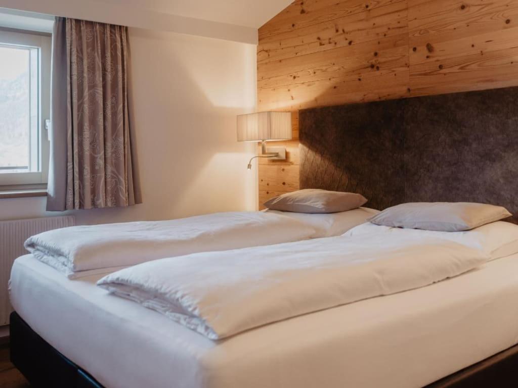 סנט יוהן אים פונגאו Hotel Berghof - St Johann In Salzburg מראה חיצוני תמונה