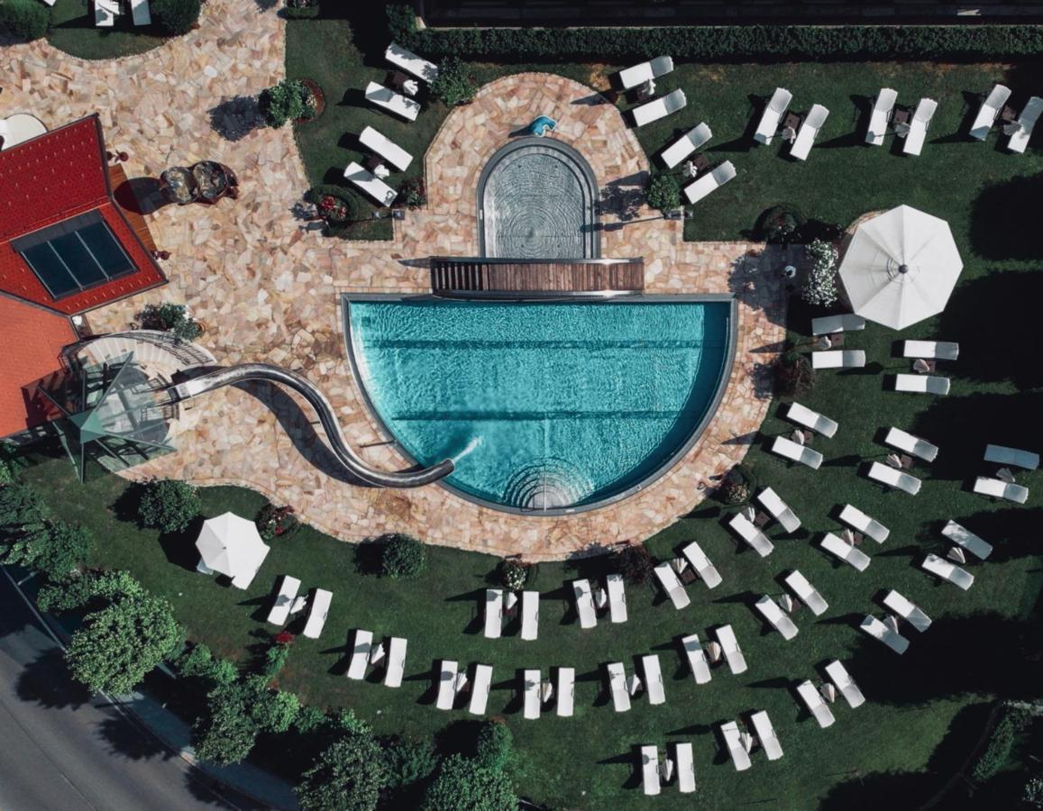 סנט יוהן אים פונגאו Hotel Berghof - St Johann In Salzburg מראה חיצוני תמונה